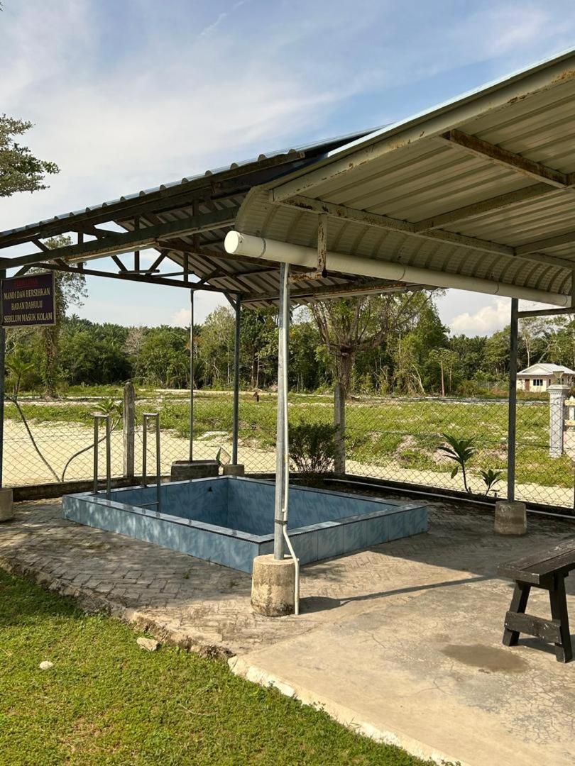 Teluk Senangin Chalet II Lumut Exterior photo